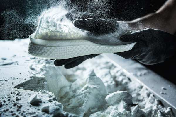 0311ctt dusting sole lo res