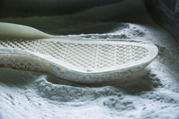 0311ctt sole powder lo res